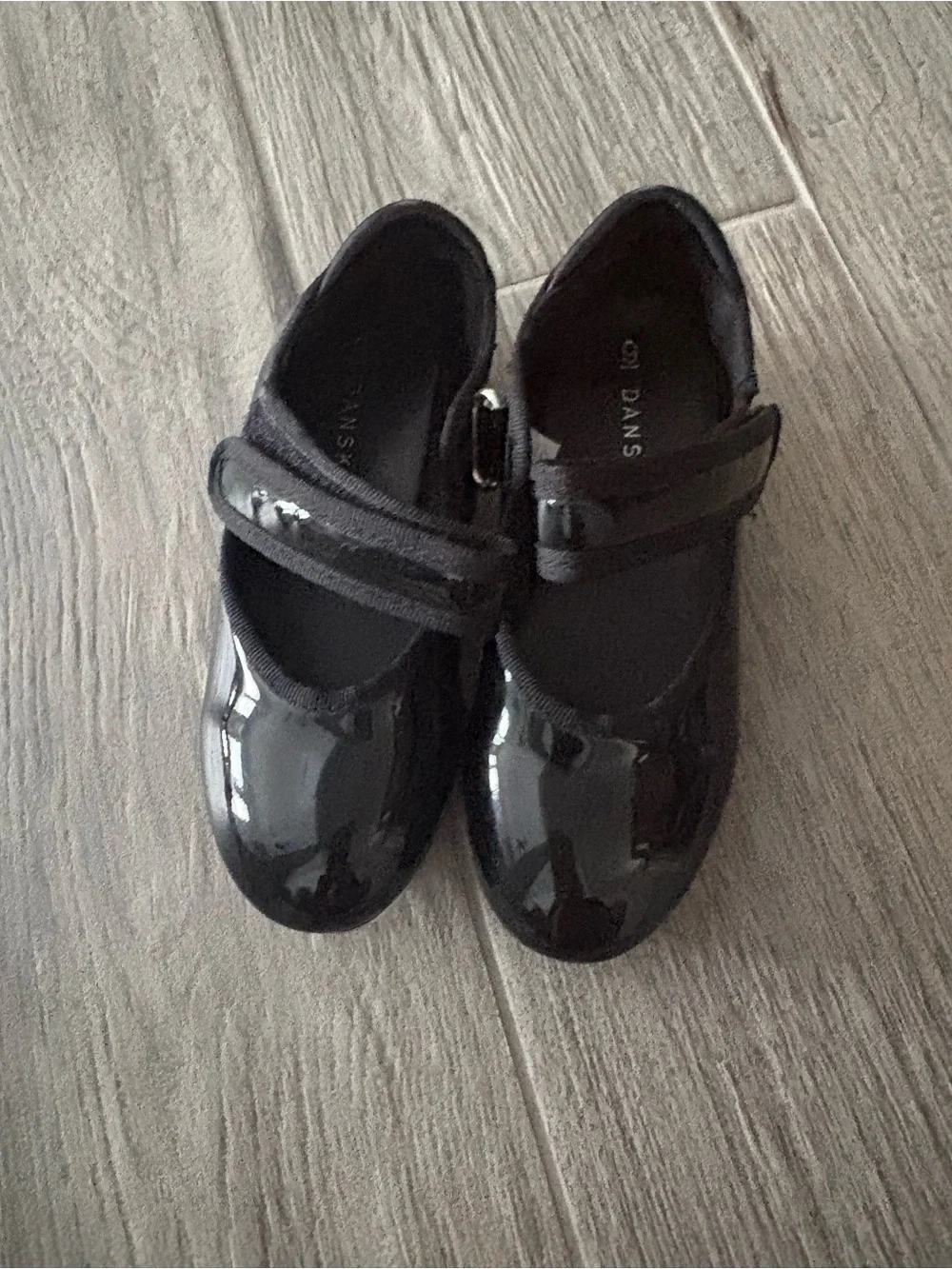 Danskin Girls' Black Patent Mary Jane Tap Shoes